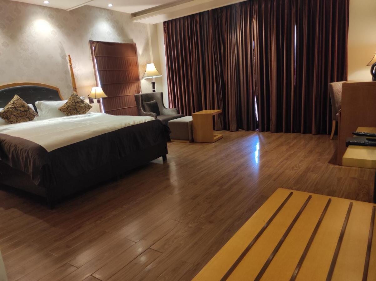 Regenta Resort Bharatpur, Fatehpur Sikri Road מראה חיצוני תמונה